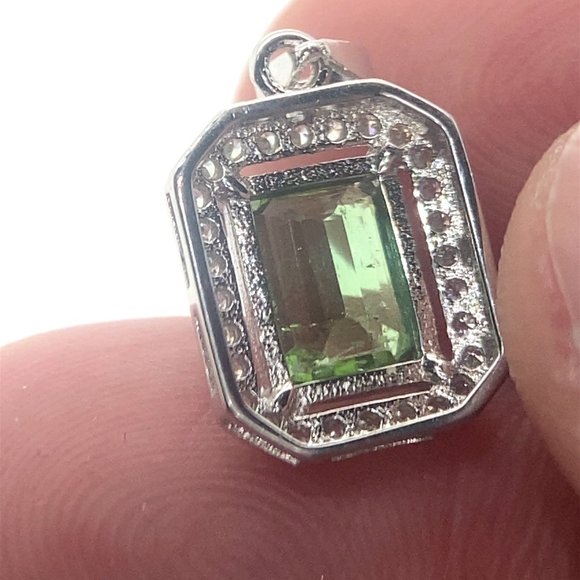 Green Tourmaline .80ct White Gold Finish Solid 925 Sterling Silver Pendant - Picture 3 of 4